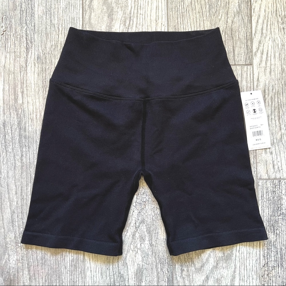Spiritual Gangster black ribbed free seamless biker shortie shorts